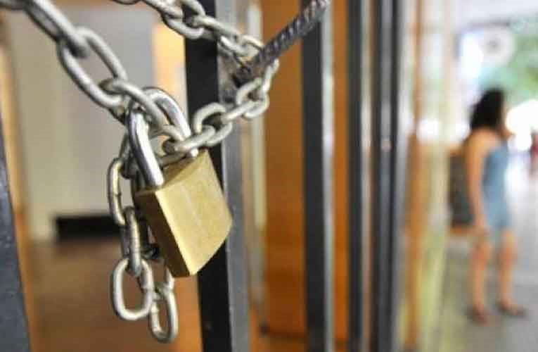 Στην Θεσσαλία 81 σχολεία λιγότερα απο φέτος